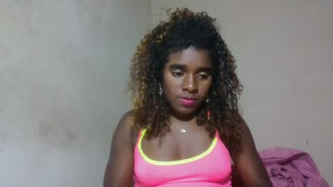 Snapshot of elina981 chatting on 15, 5, 2026 elina981 online show from 15, 5, 2026