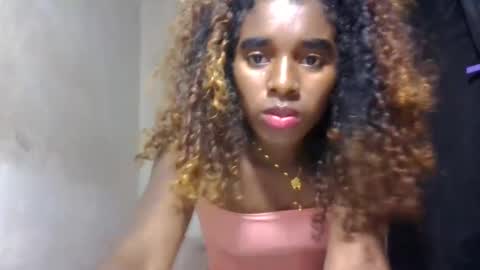 Snapshot of elina981 chatting on 27, 5, 2026 elina981 online show from 27, 5, 2026