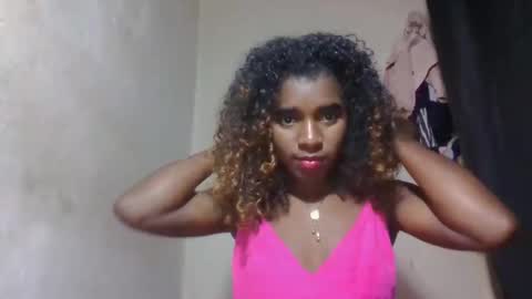 Snapshot of elina981 chatting on 1, 6, 2026 elina981 online show from 1, 6, 2026