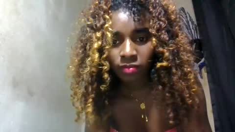 Snapshot of elina981 chatting on 4, 6, 2026 elina981 online show from 4, 6, 2026