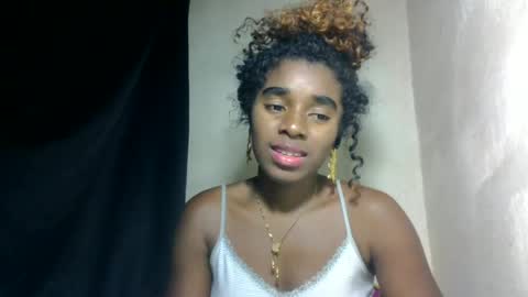Snapshot of elina981 chatting on 12, 6, 2026 elina981 online show from 12, 6, 2026