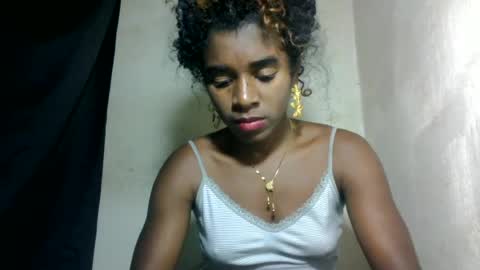Snapshot of elina981 chatting on 13, 6, 2026 elina981 online show from 13, 6, 2026
