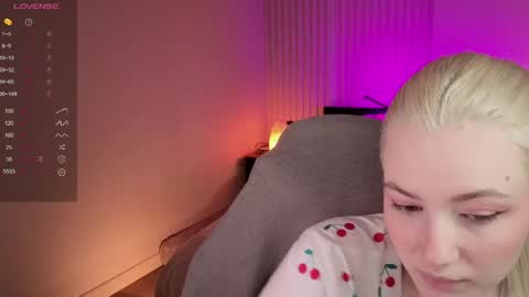 Elina online show from 6, 5, 2026