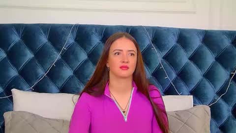 Snapshot of elinabellucci chatting on 9, 1, 2026 ElinaBellucci online show from 9, 1, 2026