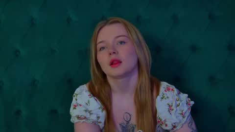 elinavale online show from 30, 4, 2026