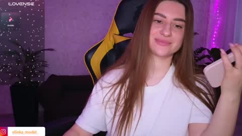 Elina online show from 5, 2, 2025