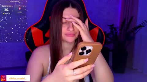 Elina online show from 18, 10, 2025