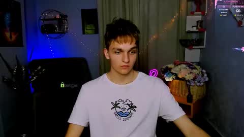 Snapshot of elion_flip chatting on 18, 3, 2026 elion online show from 18, 3, 2026