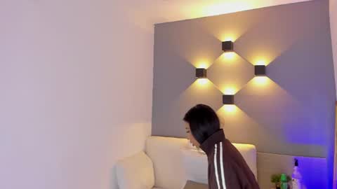 Elisa online show from 11, 6, 2026