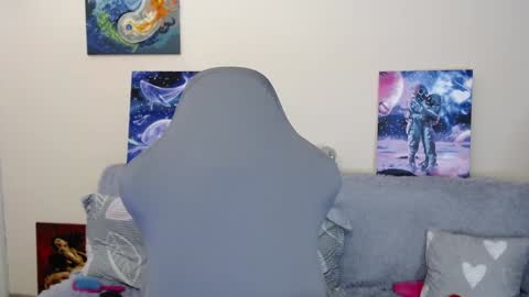 Snapshot of elisa_kollin chatting on 24, 1, 2025 Aletta Oushen online show from 24, 1, 2025