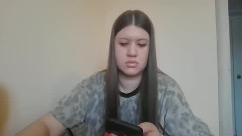 Snapshot of elisa_kollin chatting on 26, 1, 2025 Aletta Oushen online show from 26, 1, 2025