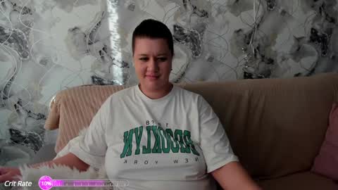 Snapshot of elisa_kollin chatting on 5, 2, 2025 Aletta Oushen online show from 5, 2, 2025