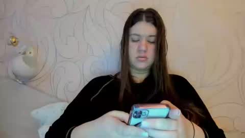 Snapshot of elisa_kollin chatting on 8, 2, 2025 Aletta Oushen online show from 8, 2, 2025
