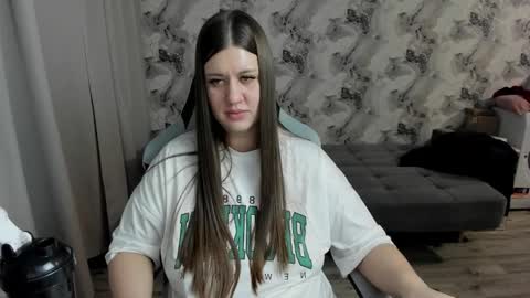 Snapshot of elisa_kollin chatting on 24, 2, 2026 Aletta Oushen online show from 24, 2, 2026