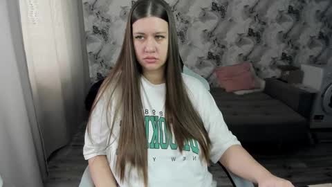 Snapshot of elisa_kollin chatting on 16, 3, 2026 Aletta Oushen online show from 16, 3, 2026