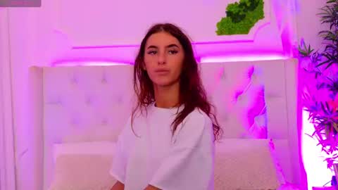 ElisaCharm online show from 24, 6, 2026