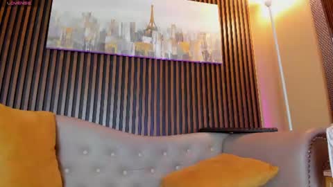 Elisa Sue online show from 19, 6, 2026