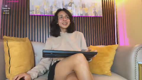 Elisa Sue online show from 7, 7, 2026