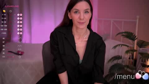hiIm Elise    online show from 25, 10, 2025