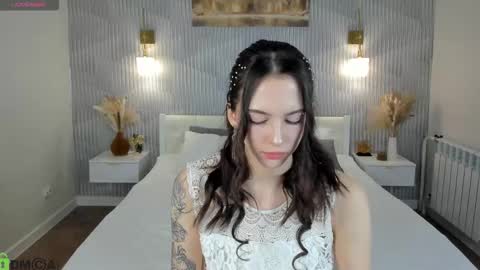 Snapshot of elise_robbie chatting on 8, 3, 2026 Elise online show from 8, 3, 2026