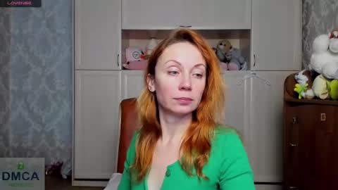 Snapshot of elisefoxy chatting on 19, 2, 2025 Elise online show from 19, 2, 2025