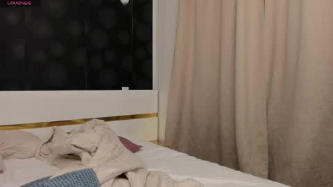 Elly online show from 1, 5, 2026