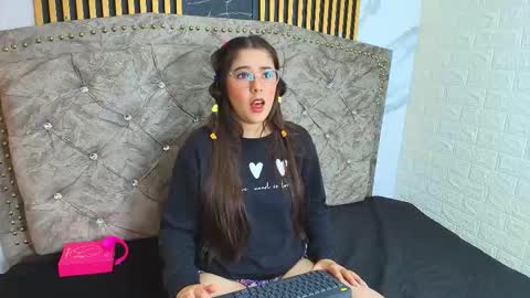 elisvega online show from 14, 2, 2026