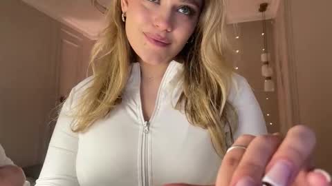 Stephanie online show from 18, 3, 2026