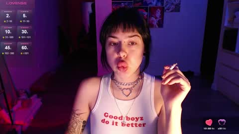 Ari online show from 8, 12, 2024