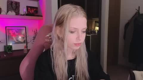 Elizabeth online show from 13, 3, 2026