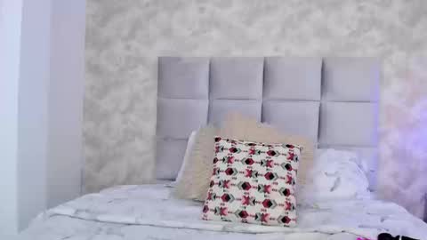 Elizabeth online show from 22, 9, 2025