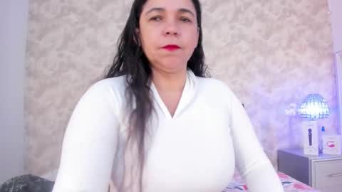 Elizabeth online show from 20, 10, 2025