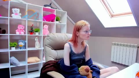 Snapshot of elizabeth_harpper chatting on 2, 1, 2025 Elizabeth online show from 2, 1, 2025