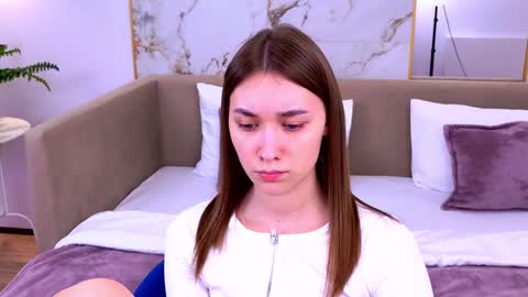 Elizabeth online show from 1, 2, 2025