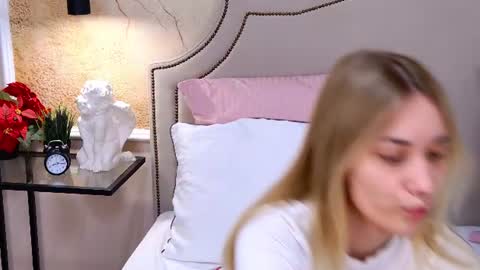 Elizabeth online show from 3, 8, 2026
