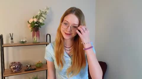 Snapshot of elizabethmcdaniel chatting on 17, 7, 2026 Eva online show from 17, 7, 2026