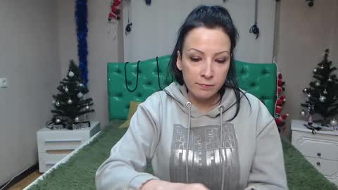 ElizabethSho online show from 27, 12, 2024