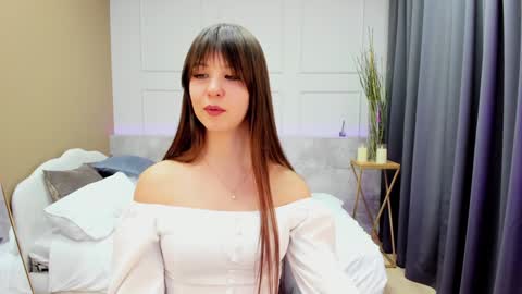 Snapshot of elizamild chatting on 2, 2, 2025 Eliza online show from 2, 2, 2025