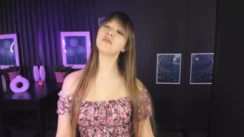 Snapshot of elizamild chatting on 4, 2, 2025 Eliza online show from 4, 2, 2025