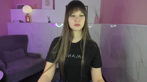 Snapshot of elizamild chatting on 15, 2, 2025 Eliza online show from 15, 2, 2025