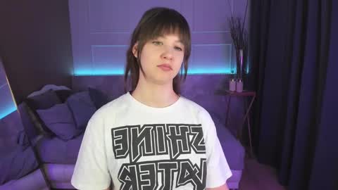 Snapshot of elizamild chatting on 23, 2, 2025 Eliza online show from 23, 2, 2025