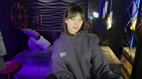 Snapshot of elizamild chatting on 25, 2, 2025 Eliza online show from 25, 2, 2025