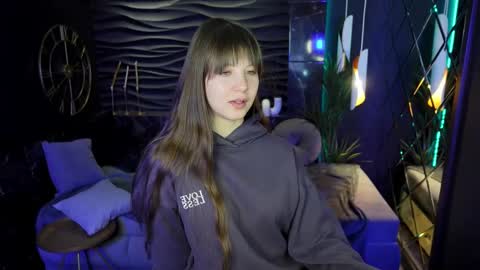 Snapshot of elizamild chatting on 27, 2, 2025 Eliza online show from 27, 2, 2025