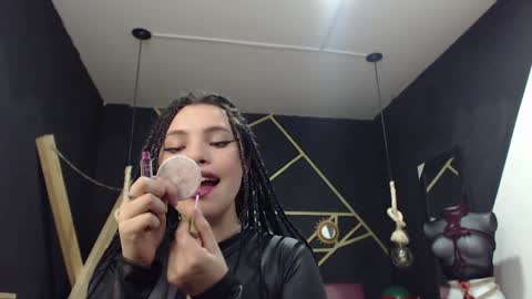   online show from 6, 12, 2024