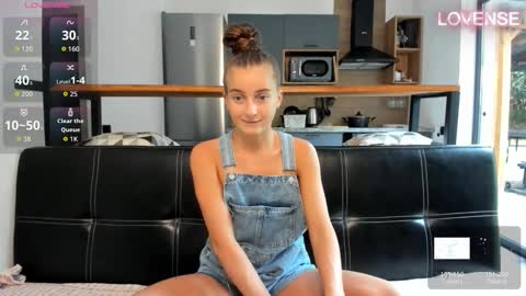 Eliz                               online show from 25, 10, 2025