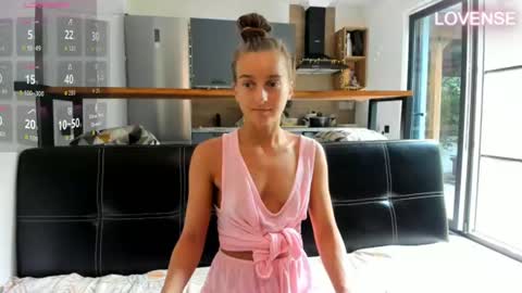 Eliz                               online show from 26, 7, 2026