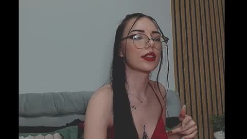 Chloe online show from 14, 12, 2025