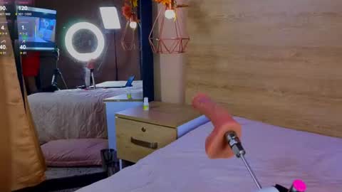 ella_mon online show from 1, 8, 2026