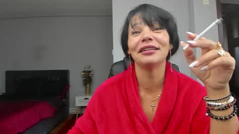 Ella online show from 10, 10, 2025