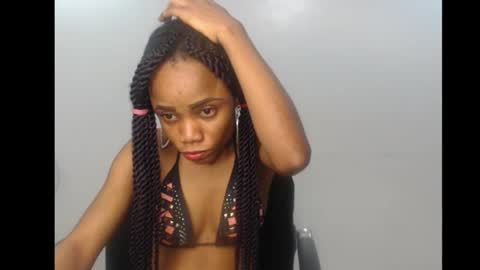 ella online show from 5, 10, 2025